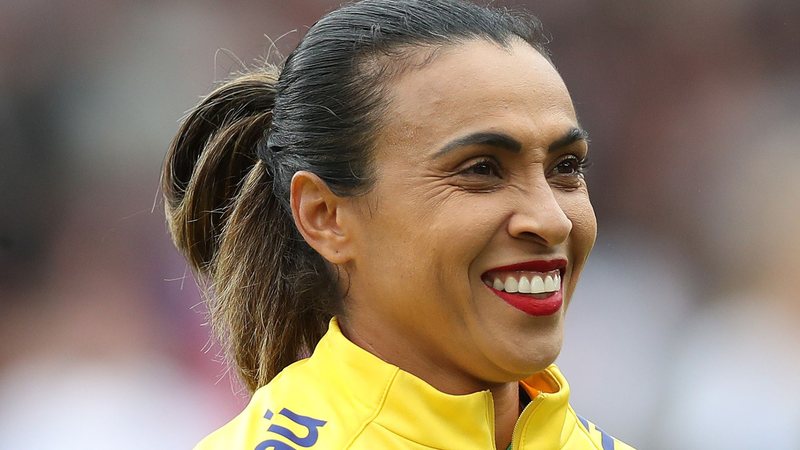 Marta tem última e difícil chance de buscar o ouro olímpico em seleção sem estrelas