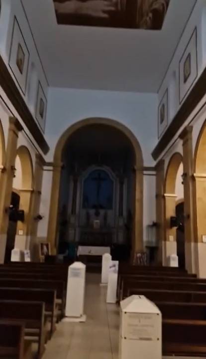 Igreja do patrocínio reabre após incêndio que atingiu lojas e a parte de trás do templo em Fortaleza