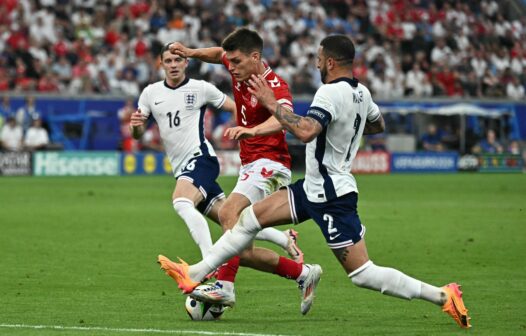 Inglaterra joga mal, empata com Dinamarca e perde chance de antecipar vaga no mata-mata da Euro