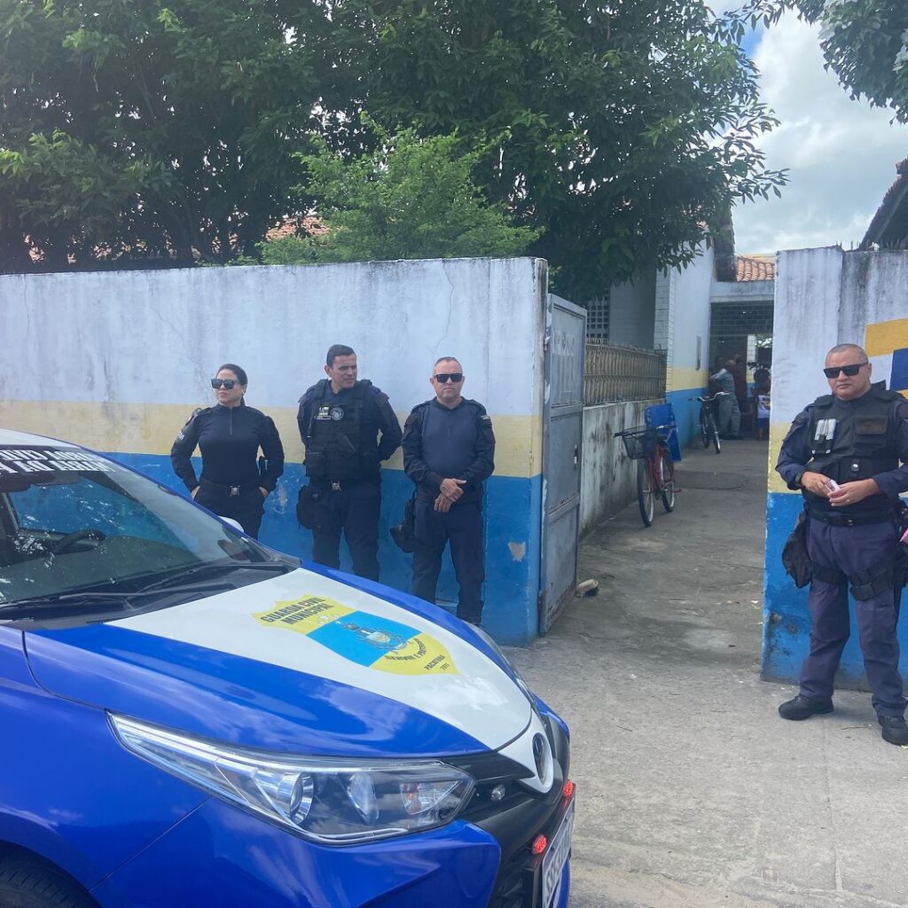 Diretora é rendida e levada como refém em próprio carro durante assalto em escola de Pacatuba