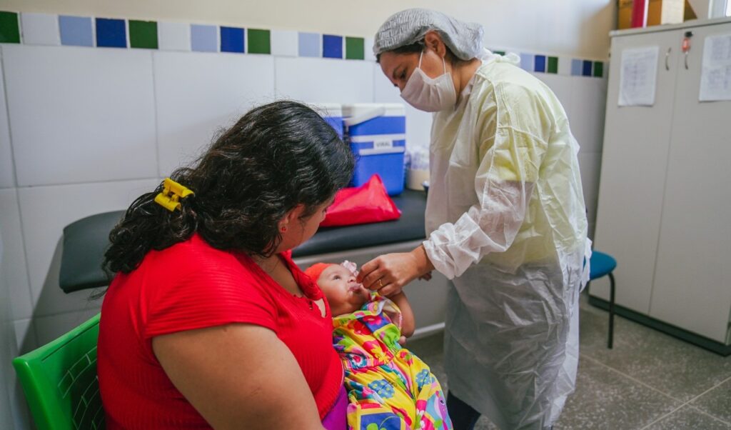 Dia D de imunização contra Poliomielite: Fortaleza contará com 125 pontos de vacinação neste sábado (8)