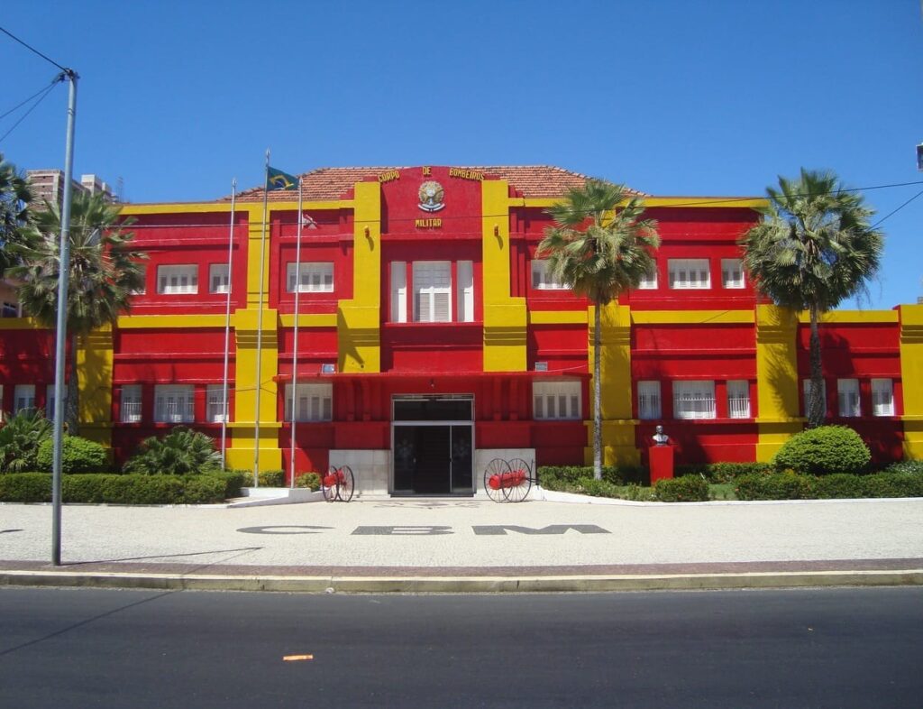 Corpo de Bombeiros do Ceará oferta atividades recreativas no Casarão Vermelho neste sábado (29)