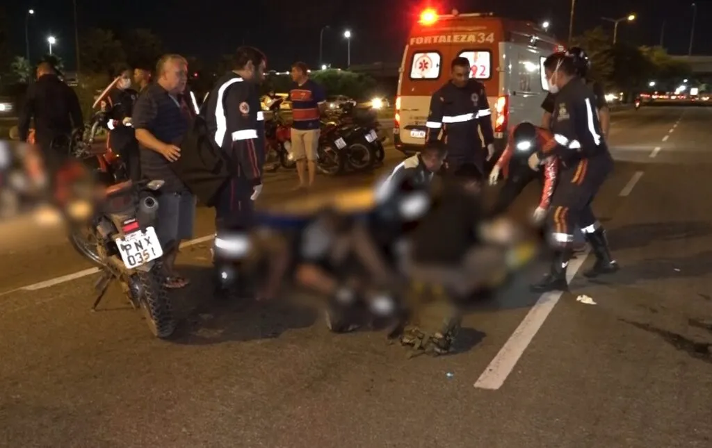 Homem morre após ser atropelado por motociclista na BR-116, em Fortaleza
