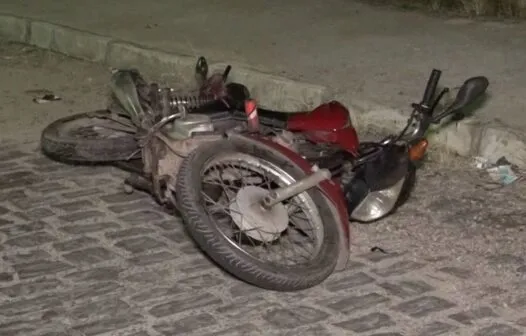 Motociclista é morto a tiros após ser perseguido por homens em um carro