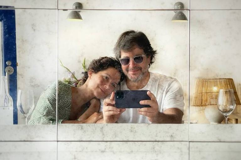 Murilo Benício comemora 53 anos e recebe homenagem de Cecilia Malan com foto rara