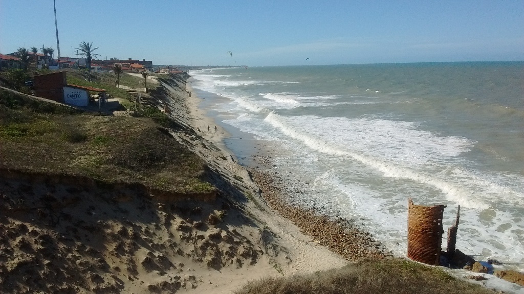 Metade da costa cearense perderá ao menos 10 metros de faixa de areia, diz estudo da UFC