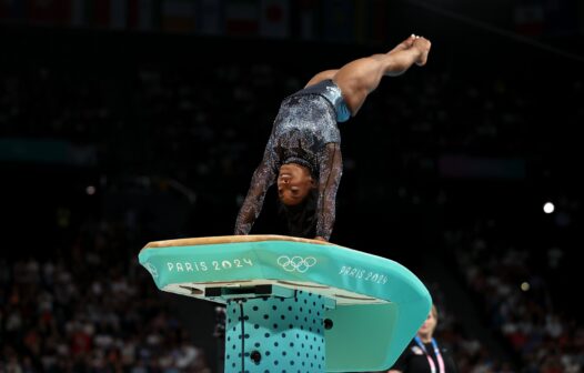 Olimpíadas 2024: Simone Biles lança salto Biles II em Paris