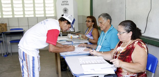 Saiba como se tornar mesário voluntário e participar das eleições municipais deste ano