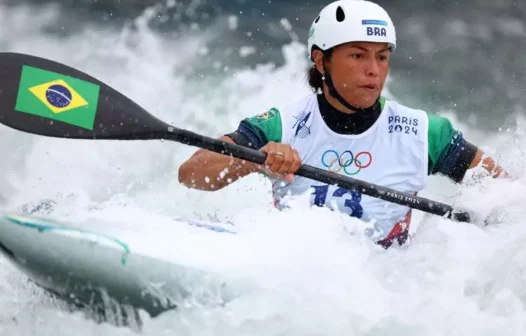 Ana Sátila e Pepê Gonçalves avançam com facilidade às semifinais da canoagem slalom