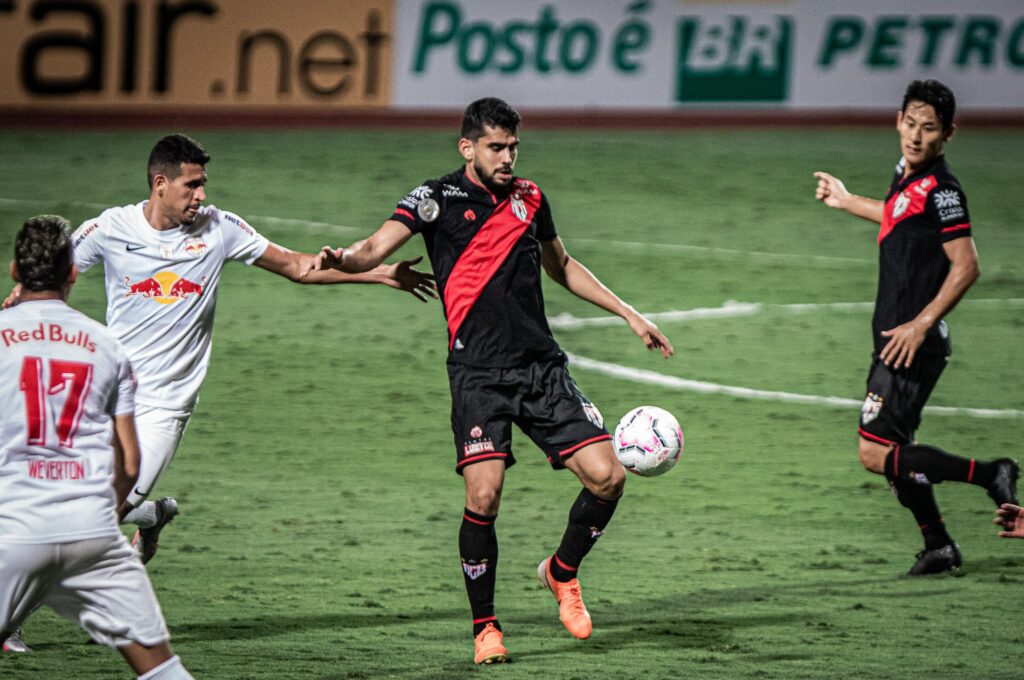 Bragantino x Atlético-GO: assista ao vivo ao jogo de hoje (03/07)