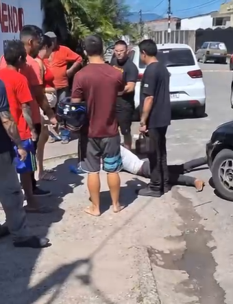 Policial à paisana livra mulher de assalto no Mondubim, em Fortaleza