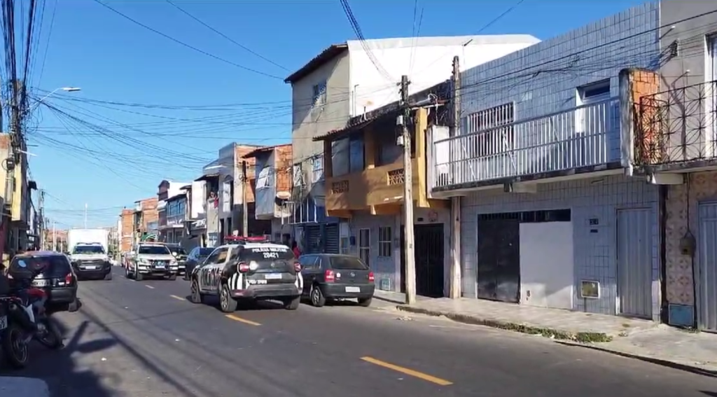 Ex-policial militar é morto a tiros no bairro Pirambu, em Fortaleza