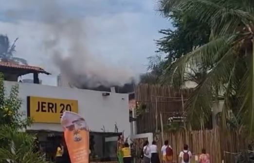 Incêndio em clube de festas em Jericoacoara é contido pelos Bombeiros