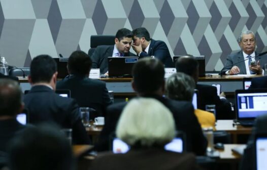 CCJ do Senado adia votação da PEC da autonomia financeira do BC para a próxima 4ª-feira