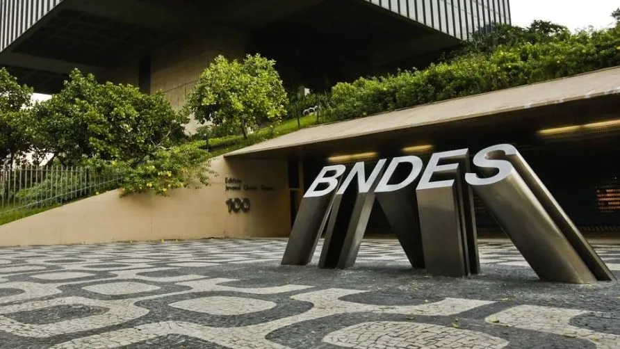 Concurso BNDES: inscrições são abertas nesta sexta-feira (26) com 150 vagas; salários chegam a R$ 20,9 mil