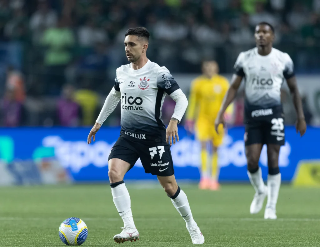 Corinthians vive ‘ciclo vicioso sem fim’ de aumento de dívidas, aponta relatório financeiro