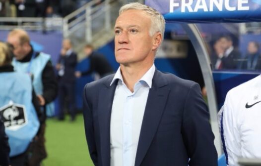 Deschamps tem trabalho questionado após queda da França na semifinal da Eurocopa