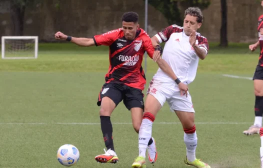 Flamengo x Athletico-PR: assista ao vivo ao jogo de hoje (10/07)