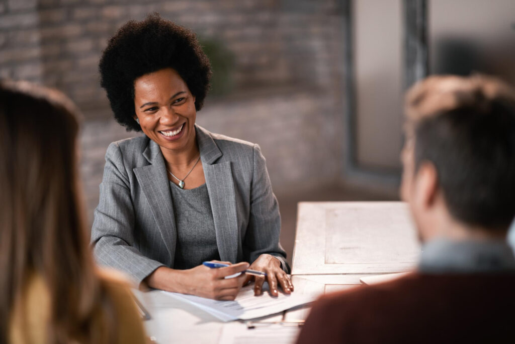 “Me conte sobre você”: como se apresentar em entrevistas de emprego?