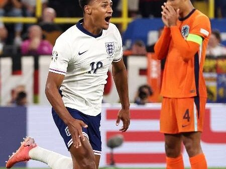 Inglaterra vira sobre a Holanda nos acréscimos e encara Espanha na final da Eurocopa