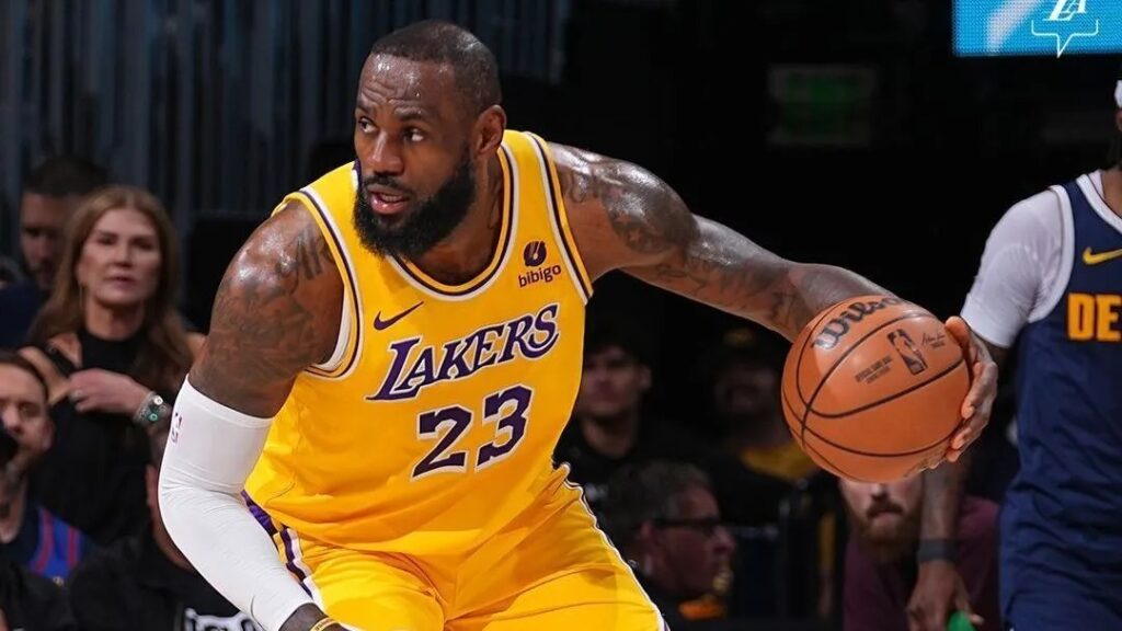 LeBron James renova com Lakers por R$ 583 milhões e jogará na NBA até os 41 anos