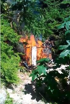 Incêndio atinge barraco em Fortaleza após curto-circuito em fiação elétrica