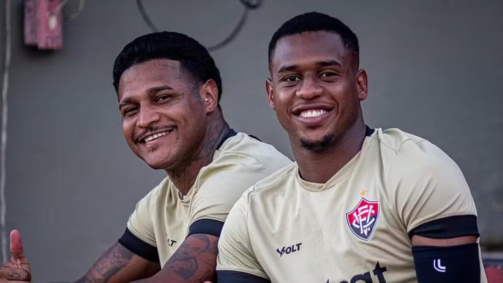 Jogadores do Vitória, próximo adversário do Fortaleza, são agredidos por integrantes de torcida organizada em bar de Salvador