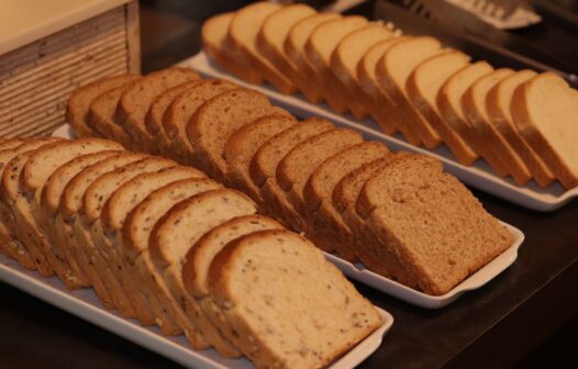 Pães de forma têm teor alcoólico acima do esperado e podem até alterar resultado do bafômetro