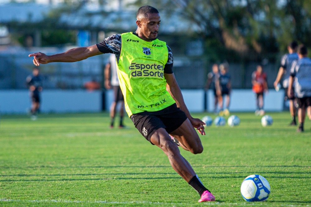 Elenco do Ceará se reapresenta nesta quarta-feira (31) para confronto contra o Guarani pela Série B