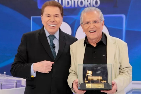 Carlos Alberto de Nóbrega revela que não vê Silvio Santos há anos: ‘Ele quer ficar sozinho’