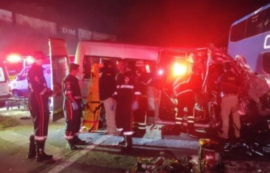 Três torcedores do Corinthians morrem em acidente rodoviário durante a madrugada