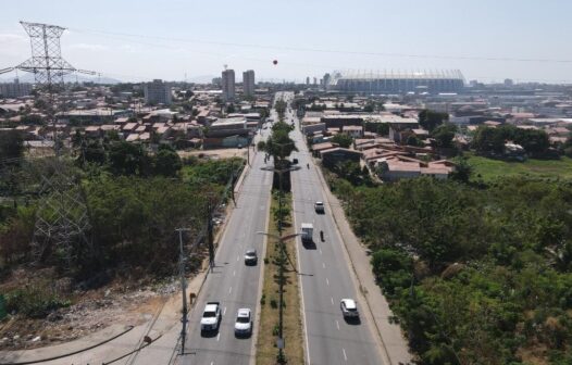 Av. Paulino Rocha tem limite de velocidade reduzido para 50 km/h e receberá novo asfalto e semáforos