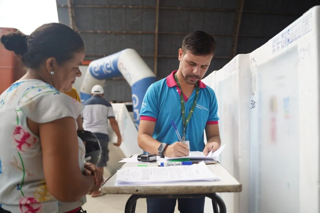 Empresa de energia vai sortear 37 geladeiras no bairro Cristo Redentor, em Fortaleza