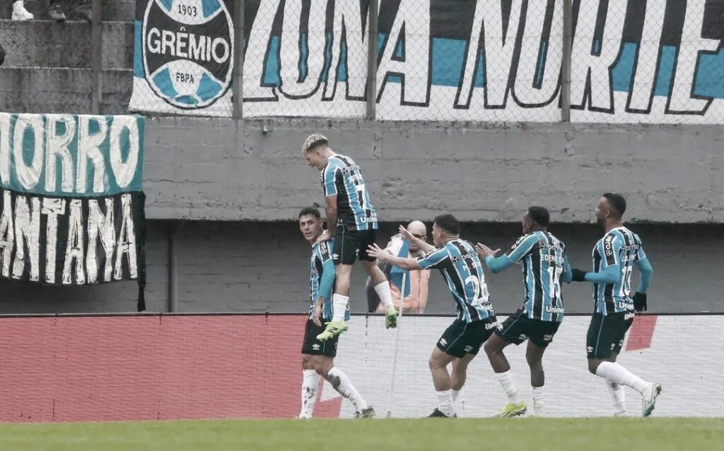 Grêmio derrota Operário-PR, avança e Copa do Brasil conhece os 16 classificados às oitavas