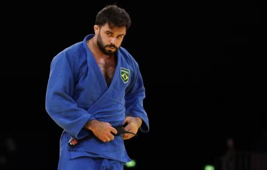 Entenda a regra polêmica que tirou bronze do brasileiro Rafael Macedo no judô