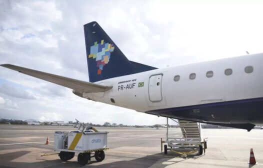 Aeroporto de Florianópolis fecha temporariamente após danos em aeronave da Azul