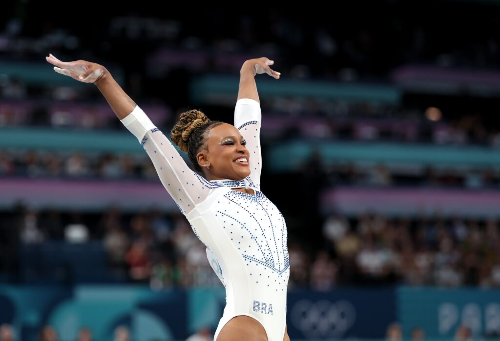 Rebeca Andrade conquista medalha de prata na final do salto nas Olimpíadas de Paris 2024