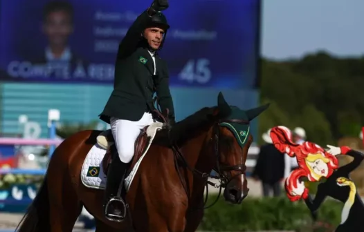 Rodrigo Pessoa e Stephan Barcha avançam à final do saltos no hipismo na Olimpíada de Paris