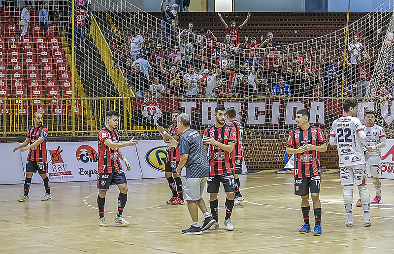 Blumenau Futsal x Campo Mourão: assista ao vivo ao jogo de hoje (02/08)