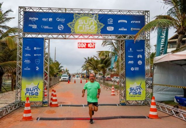 Corrida Sunrise Brasil reúne atletas profissionais e amadores e incentiva inclusão social na Região Metropolitana de Fortaleza