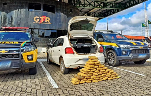 Dois suspeitos são presos com mais de 50 kg de maconha em Caucaia (CE)