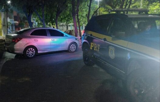 Motorista é preso bêbado com carro roubado e clonado, em Sobral (CE)