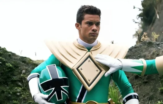 Ator de ‘Power Rangers’ está foragido após empurrar idoso que usava andador; veja vídeo