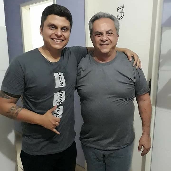 Filho de Flávio José morre em acidente e show em Fortaleza é adiado