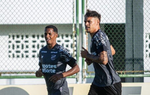 Elenco do Ceará treina para encarar o Goiás pela Série B do Brasileirão