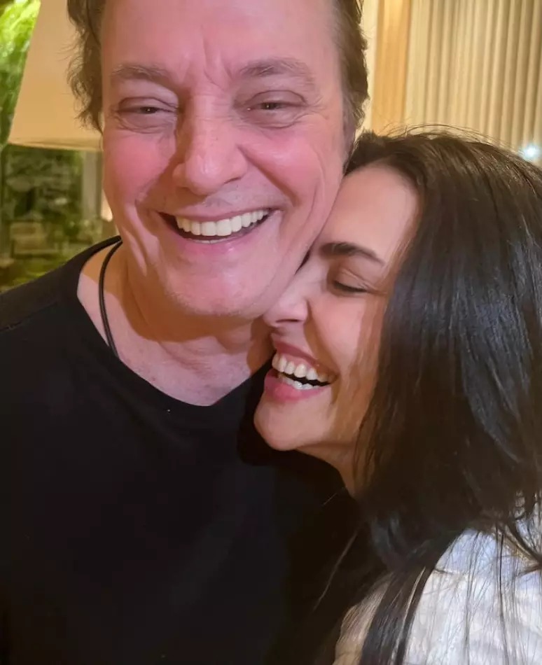 Fábio Jr. e Cleo Pires cantam juntos 'Pai', hit do cantor: 'Relação maravilhosa hoje em dia'