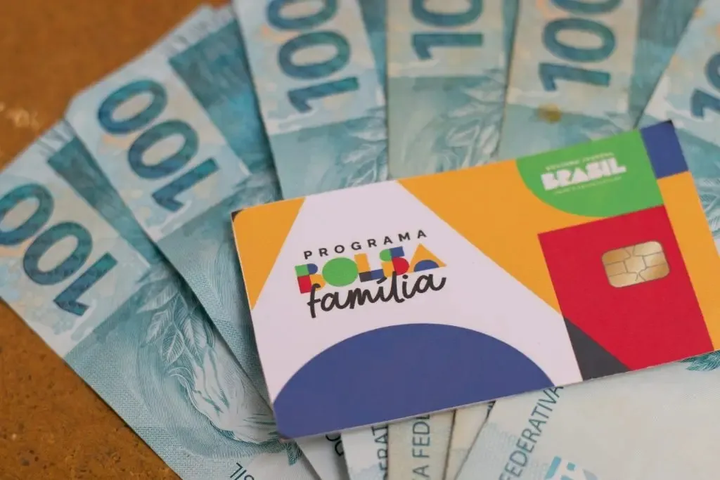 Caixa realiza pagamento do Bolsa Família para beneficiários com NIS final 4