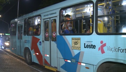 Ônibus é assaltado em Fortaleza e motorista relata segundo ataque em menos de uma semana