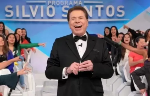 Familiares e amigos próximos se despedem de Silvio Santos