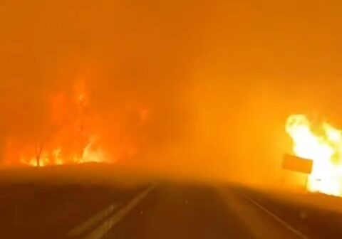 Queimadas no interior de Minas Gerais bloqueiam estradas